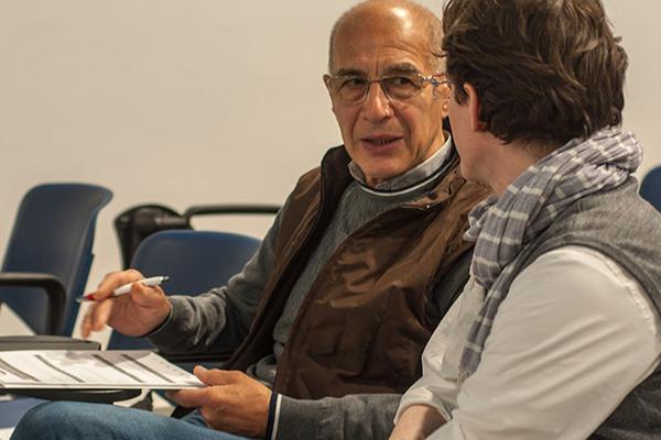  Meeting with companies